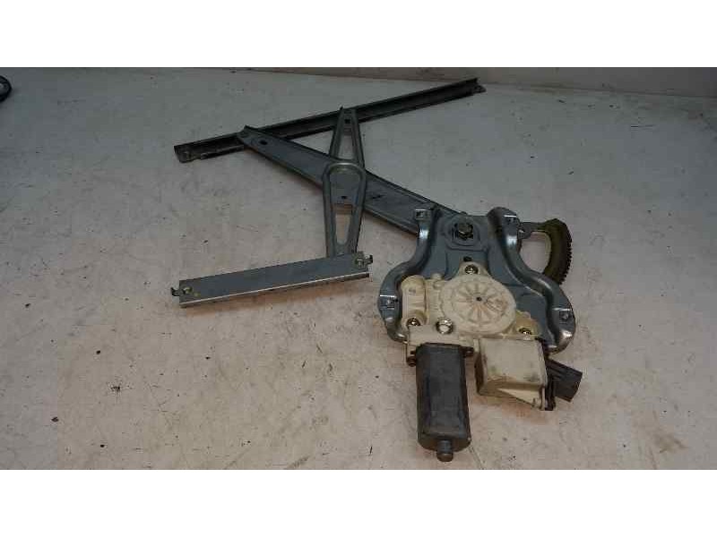 Recambio de elevalunas delantero derecho para toyota avensis berlina (t25) 2.0 executive sedán (4-ptas.) referencia OEM IAM  6 P