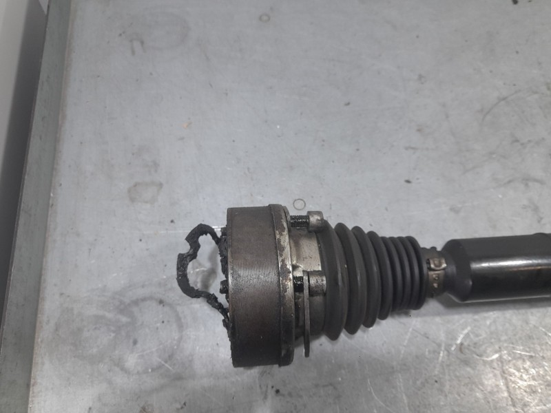 Recambio de transmision delantera derecha para audi a3 (8p) atraccion referencia OEM IAM 1K0407272GM  