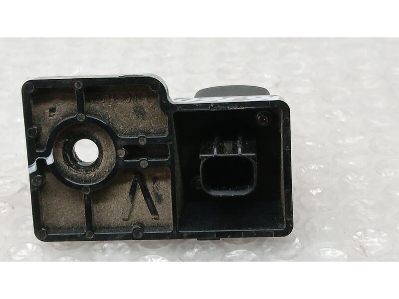 Recambio de camara vision trasera para toyota aygo x play referencia OEM IAM 867900H031  2036461