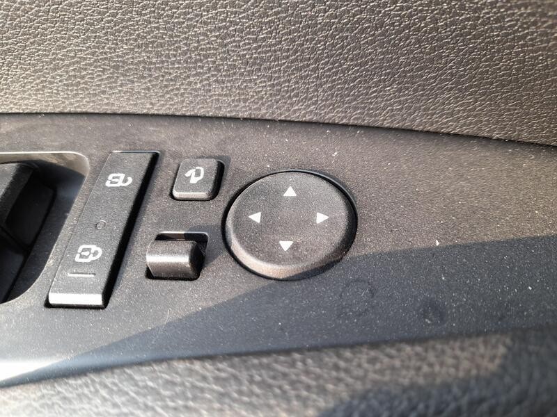 Recambio de mando elevalunas delantero izquierdo para kia sportage v (nq5) 1.6 crdi mhev referencia OEM IAM 93571P1100 C/MANDO R