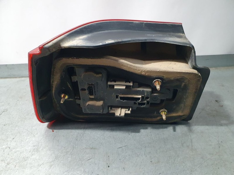 Recambio de piloto trasero derecho para seat ibiza (6k1) select referencia OEM IAM 6K6945112G  EXTERIOR