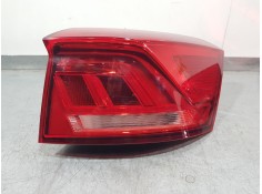 PILOTO TRASERO DERECHO EXTERIOR 2GA945096C TOCADO TOCADO