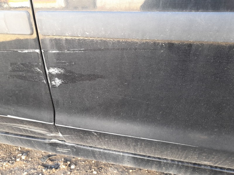 Recambio de puerta delantera derecha para ford focus ii (da_, hcp, dp) 1.6 ti referencia OEM IAM 1505703 ROZADA 