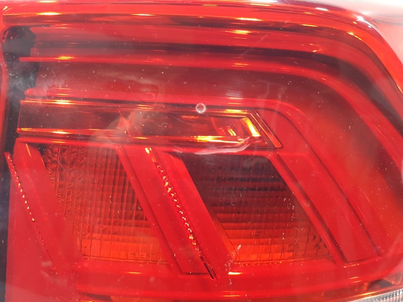 Recambio de piloto trasero derecho exterior para volkswagen t-roc (a11, d11) 1.5 tsi referencia OEM IAM 2GA945096C TOCADO TOCADO