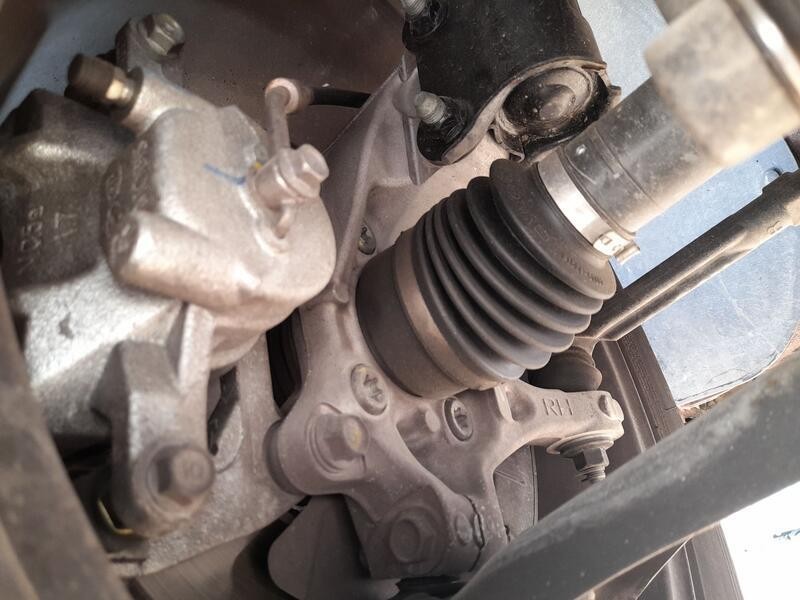 Recambio de mangueta delantera derecha para kia sportage v (nq5) 1.6 crdi mhev referencia OEM IAM 51711N7000  