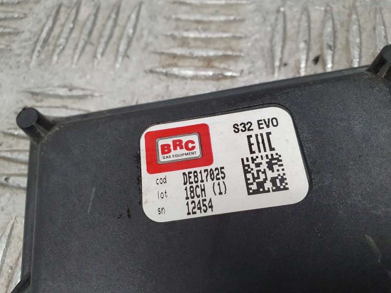 Recambio de modulo electronico para ssangyong xlv crystal 4x2 referencia OEM IAM DE817025  