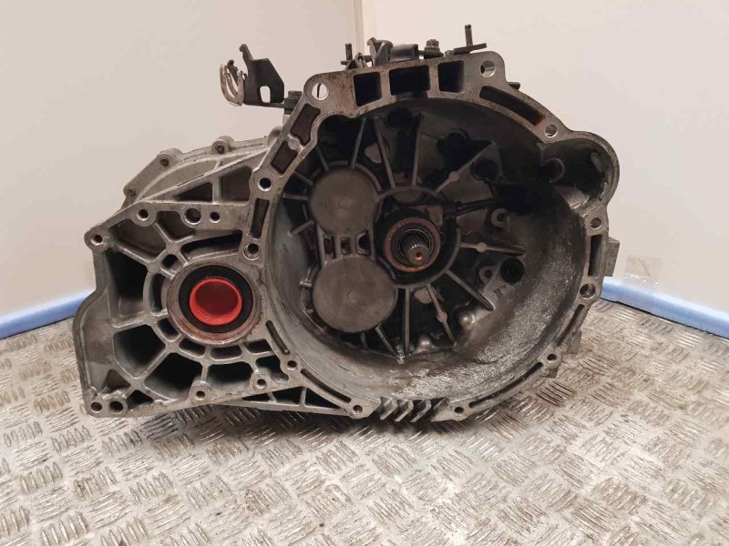 Recambio de caja cambios para hyundai santa fe (bm) 2.2 crdi comfort 4x4 referencia OEM IAM 4300038070  5VELOCIDADES