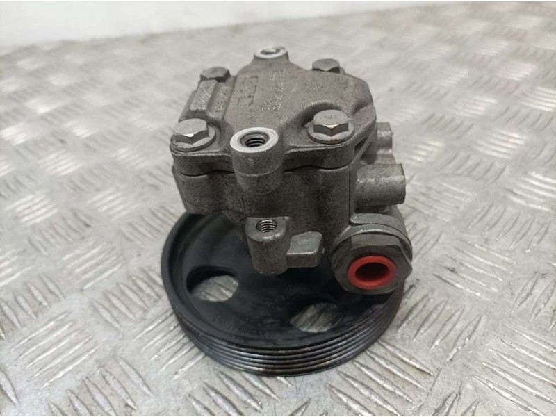 Recambio de bomba direccion para ford fiesta (cbk) ambiente referencia OEM IAM 2S6C3A696DD  
