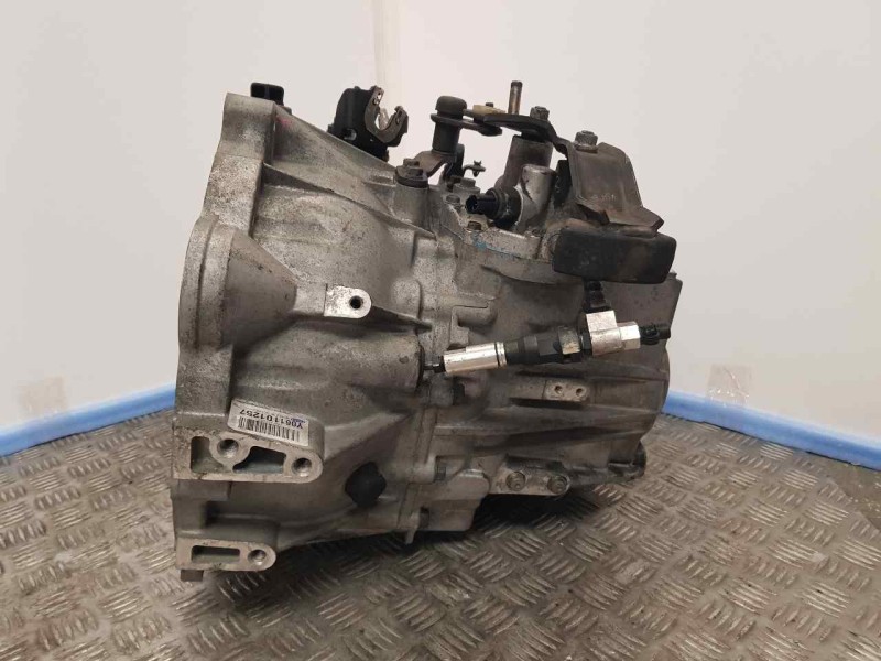 Recambio de caja cambios para hyundai santa fe (bm) 2.2 crdi comfort 4x4 referencia OEM IAM 4300038070  5VELOCIDADES