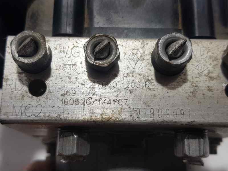 Recambio de abs para dacia sandero laureate referencia OEM IAM 470601203R 269722 BOSCH