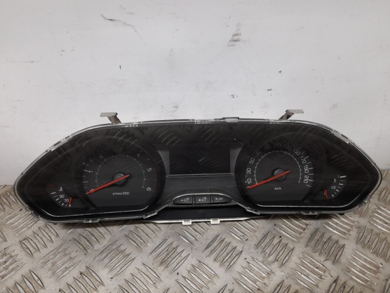 Recambio de cuadro instrumentos para peugeot 208 access referencia OEM IAM 9800860480 E137SWLL0750 