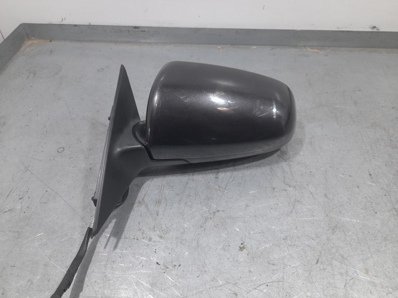 Recambio de retrovisor izquierdo para audi a3 (8p) atraccion referencia OEM IAM RS0408501  