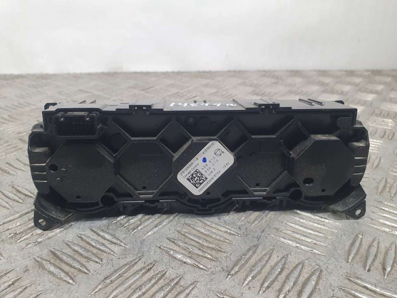 Recambio de mando climatizador para renault captur ii experience referencia OEM IAM 275100936R 41576302 