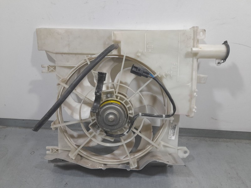 Recambio de electroventilador para toyota aygo x play referencia OEM IAM 163600Q131  