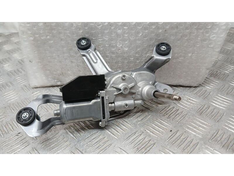 Recambio de motor limpia trasero para toyota aygo x play referencia OEM IAM 85130K0040 DENSO 2596003680