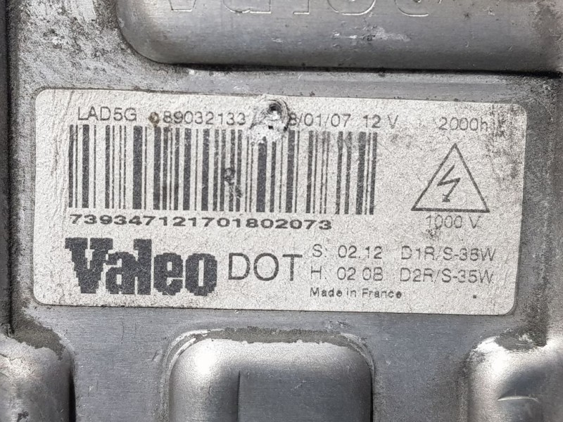 Recambio de centralita faro para chrysler 300 c 3.0 crd referencia OEM IAM 89032133  VALEO