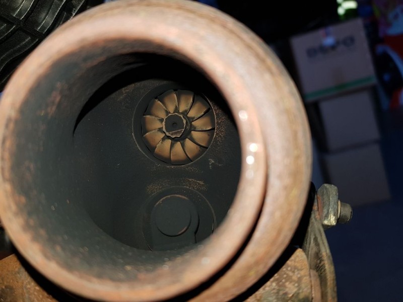 Recambio de motor completo para peugeot 208 access referencia OEM IAM 8HR 0398030 