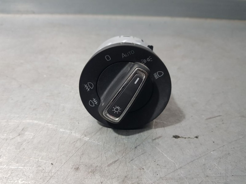 Recambio de mando luces para skoda rapid ambition referencia OEM IAM 5E0941431N  