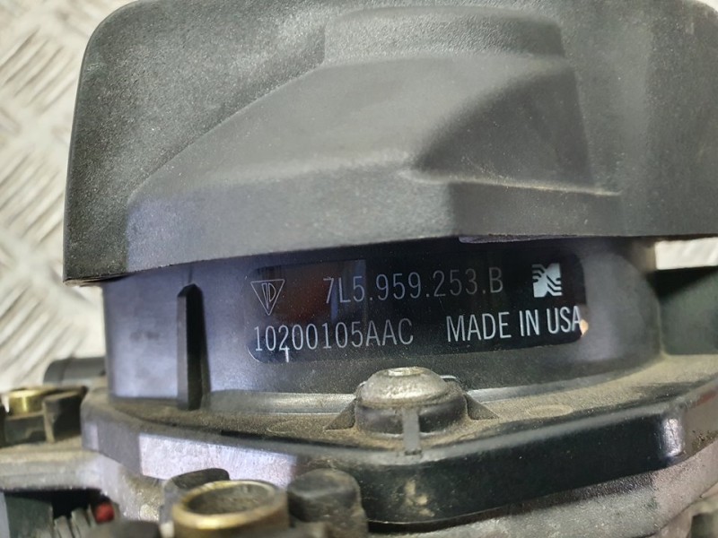Recambio de valvula aire adicional para porsche cayenne (typ 9pa) s referencia OEM IAM 7L5959253B 10200105AAC 