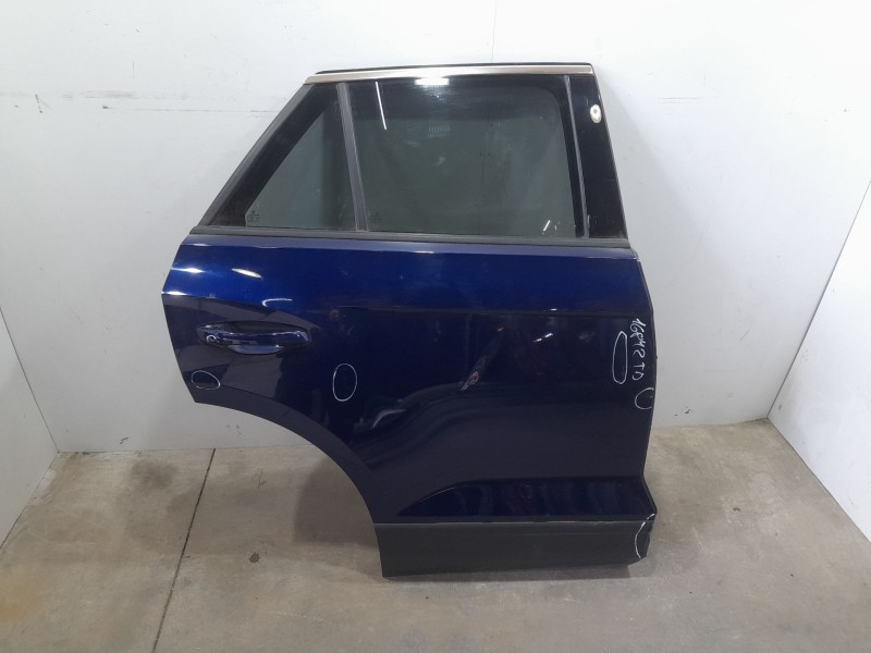 Recambio de puerta trasera derecha para volkswagen t-roc (a11, d11) 1.5 tsi referencia OEM IAM 2GA833052AG ROZADA 