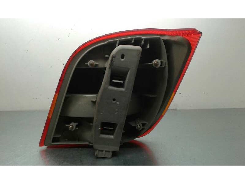 Recambio de piloto trasero izquierdo para ford fiesta berl./courier 1.3 cat (endura-e) referencia OEM IAM   