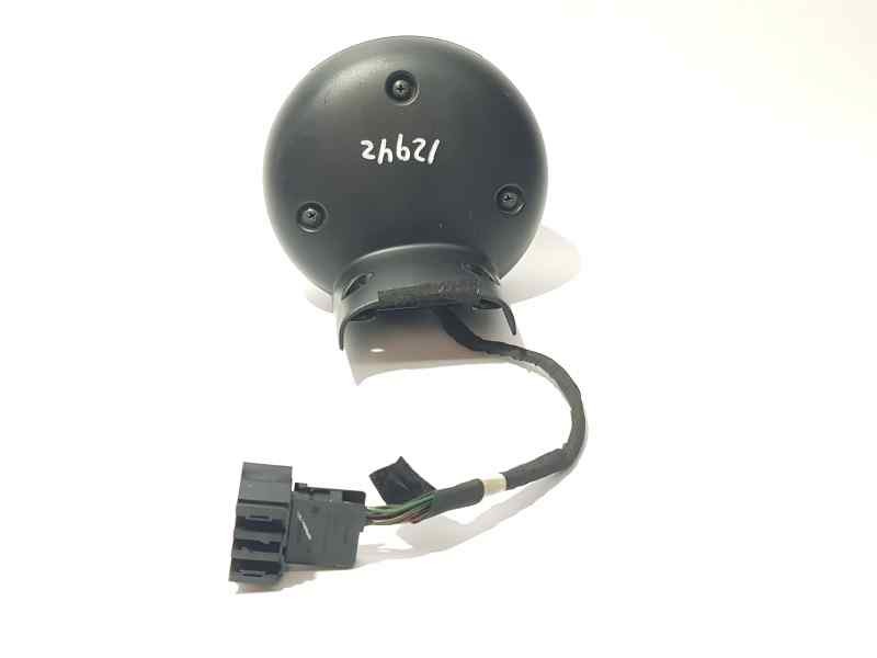 Recambio de cuenta revoluciones para mini mini (r56) one referencia OEM IAM 820139002  