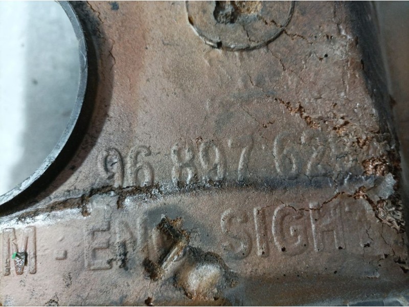 Recambio de tapa motor para chevrolet captiva 2.0 vcdi ls referencia OEM IAM 96897629  