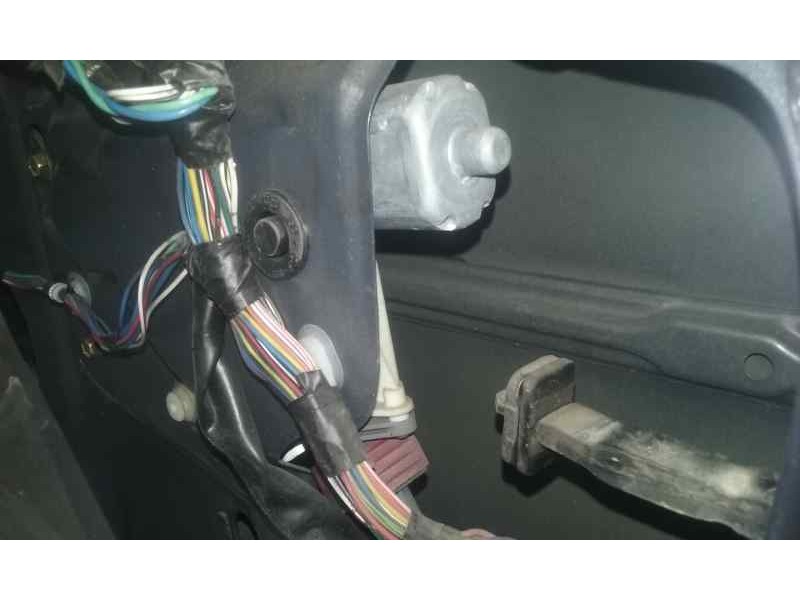 Recambio de elevalunas delantero izquierdo para toyota avensis berlina (t25) 2.0 d4-d executive sedán (4-ptas) referencia OEM IA