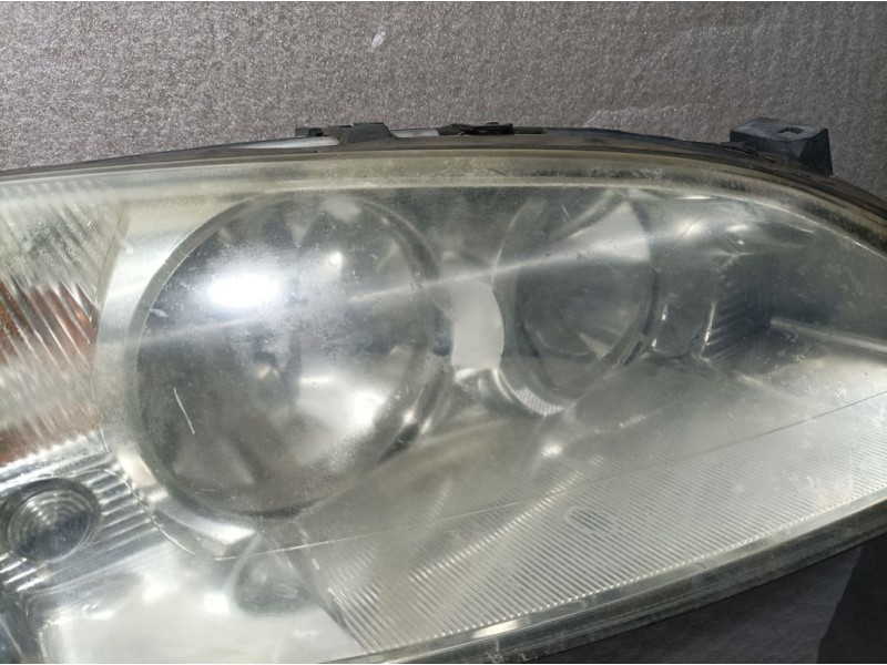 Recambio de faro derecho para ford mondeo berlina (ge) ghia (06.2003) (d) referencia OEM IAM 1S7113005SE  PULIR