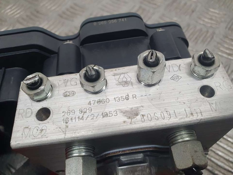 Recambio de abs para renault kadjar experience referencia OEM IAM 476601356R 269829 