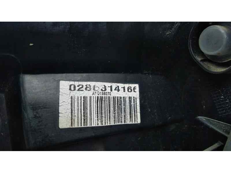 Recambio de piloto trasero derecho para renault captur zen referencia OEM IAM 0286314166  EXTERIOR