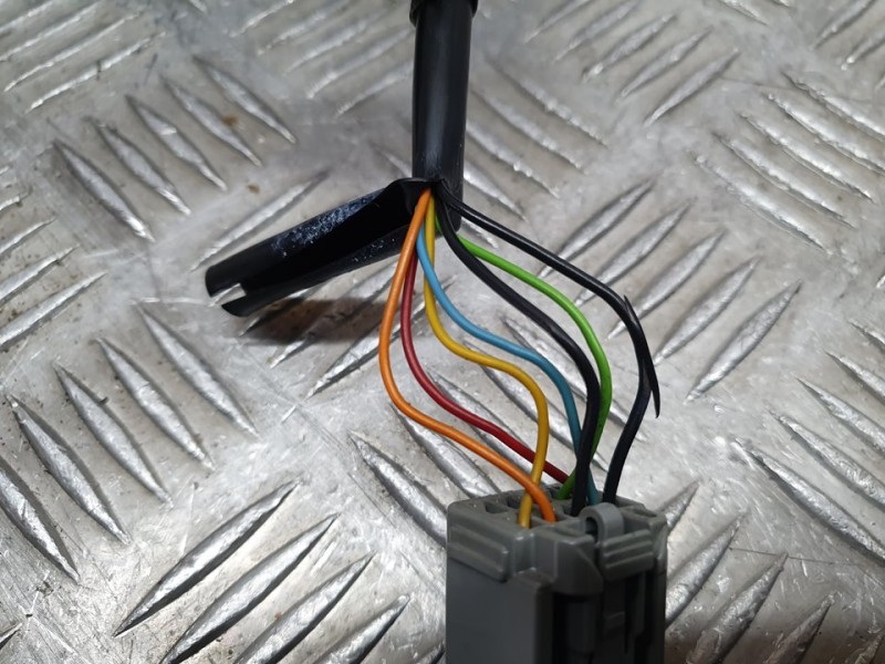 Recambio de retrovisor derecho para ford mondeo berlina (ge) ghia (06.2003) (d) referencia OEM IAM SIN REF  7 CABLES