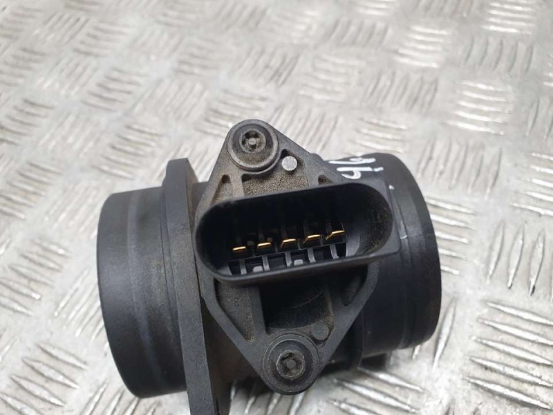 Recambio de caudalimetro para volkswagen polo (9n3) advance referencia OEM IAM 038906461B 0281002531 BOSCH