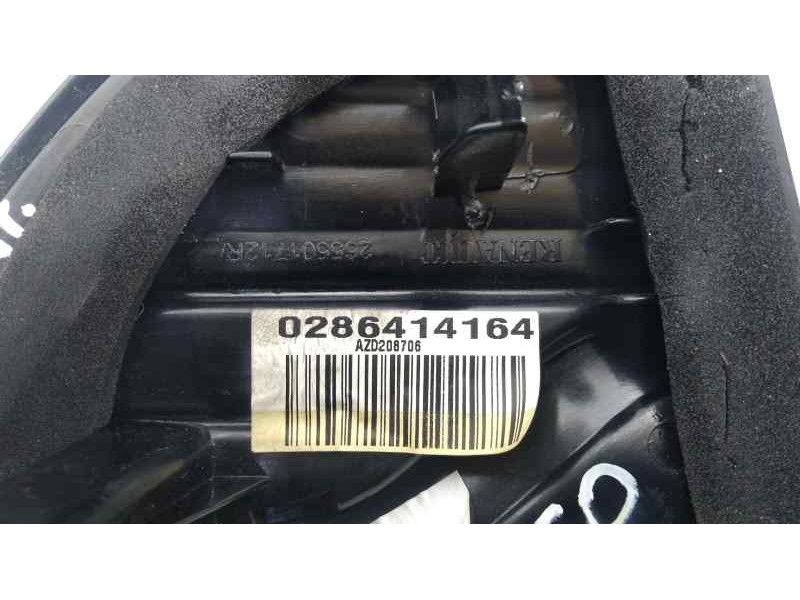 Recambio de piloto trasero derecho para renault captur zen referencia OEM IAM 0286414164  INTERIOR