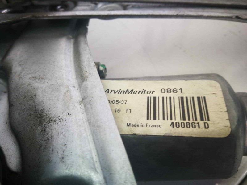 Recambio de elevalunas delantero derecho para renault clio iii confort dynamique referencia OEM IAM 400861D  2 PINS