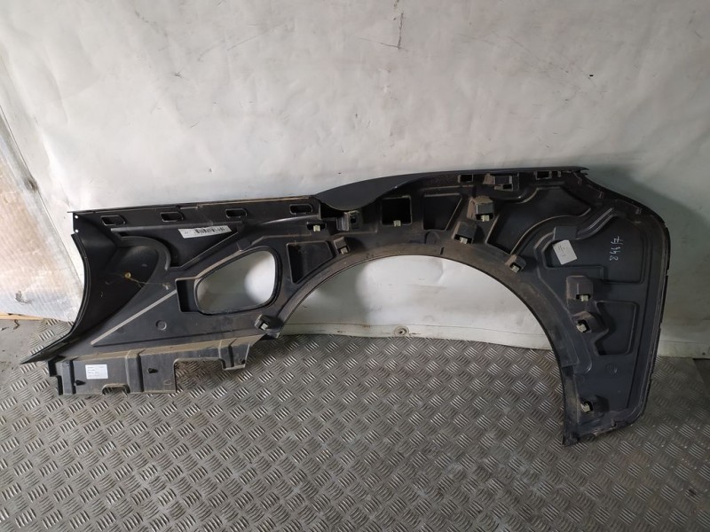 Recambio de aleta trasera derecha para bmw i8 (i12) i8 pure impulse referencia OEM IAM 51437371991  ROZADA