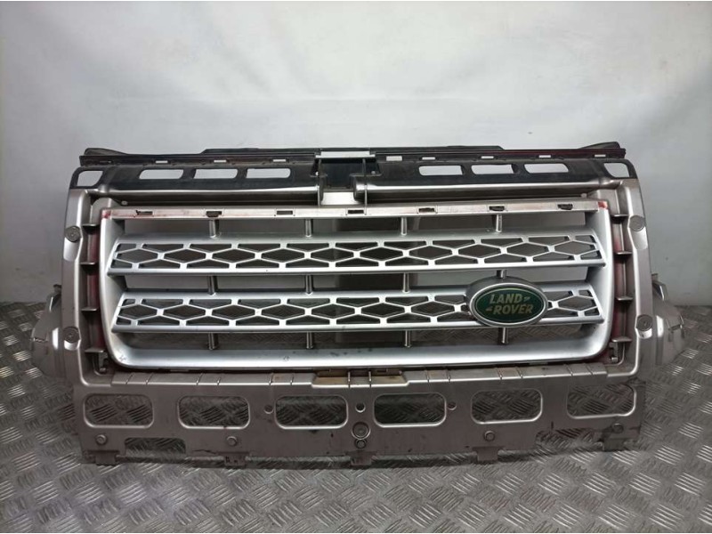 Recambio de rejilla delantera para land rover freelander (lr2) td4 s referencia OEM IAM 6H5217D957T  TOCADA