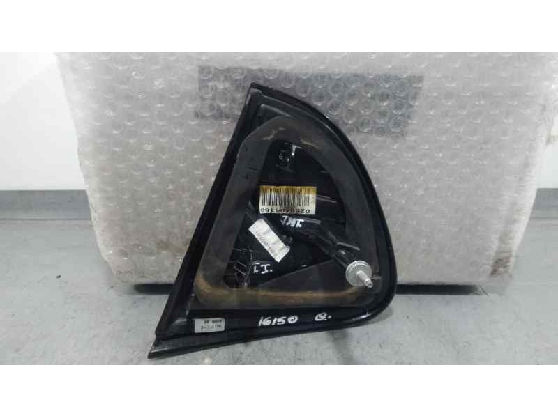 Recambio de piloto trasero izquierdo para renault captur zen referencia OEM IAM 0286404165  INTERIOR