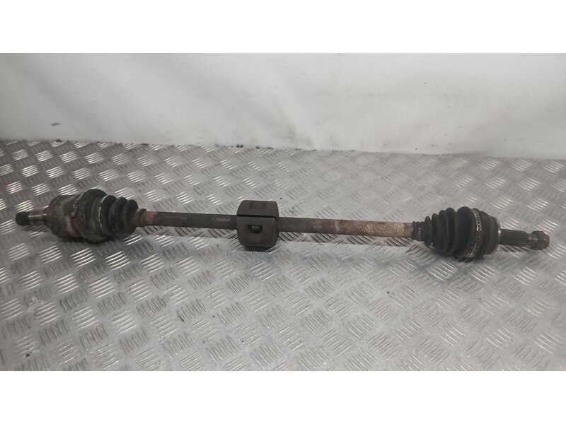 Recambio de transmision delantera derecha para ford fiesta berl./courier surf referencia OEM IAM 5026512  