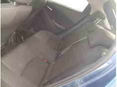 ASIENTOS TRASEROS TOCADO 