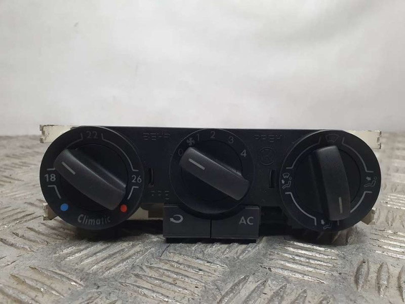 Recambio de mando climatizador para volkswagen polo (9n3) advance referencia OEM IAM 6Q0820045H 90151321 