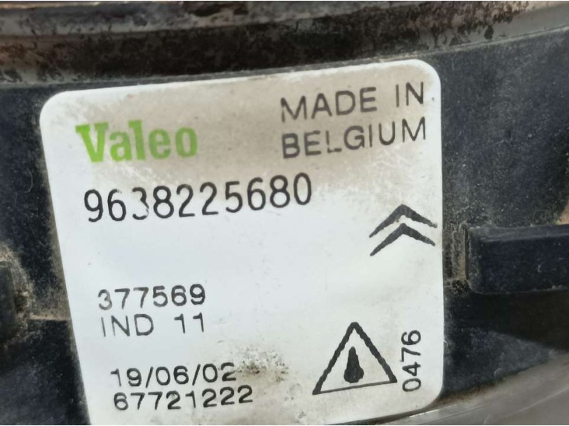 Recambio de faro antiniebla izquierdo para citroën xsara picasso 2.0 hdi referencia OEM IAM 9638225680 67721222 VALEO