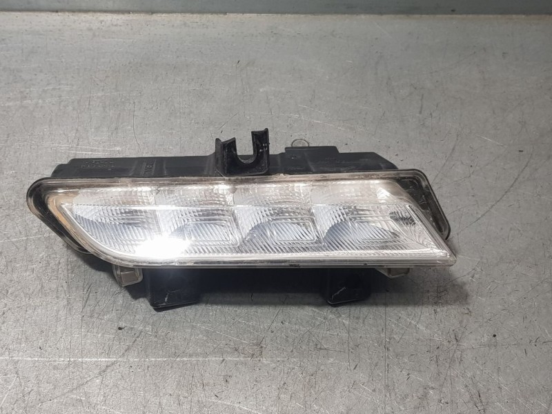 Recambio de piloto delantero derecho para renault clio iv expression referencia OEM IAM 266000411R  LUZ DIA