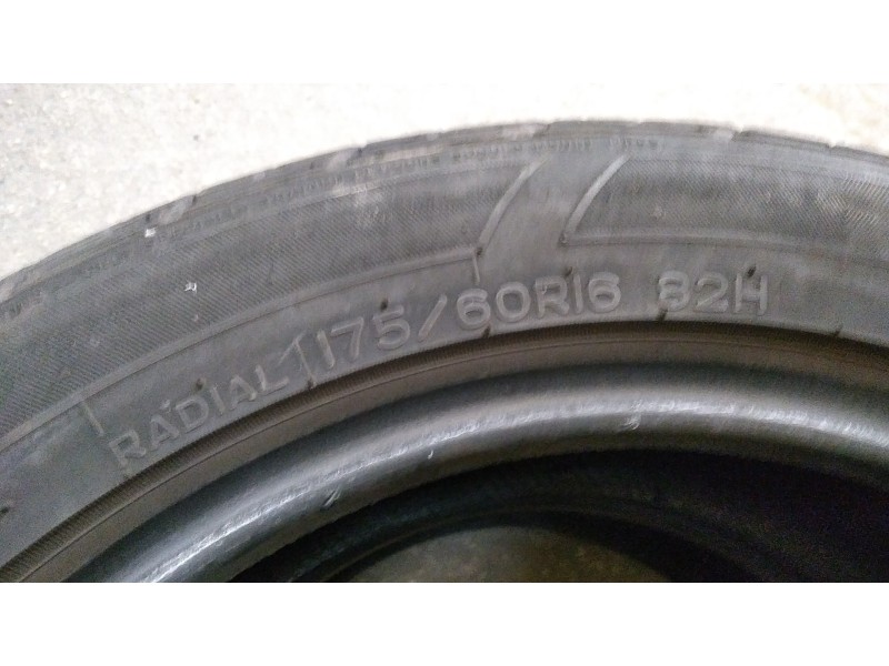 Recambio de neumatico pareja para neumaticos reutilizados - referencia OEM IAM 175601682H 175/60/16/82H NANKANG
