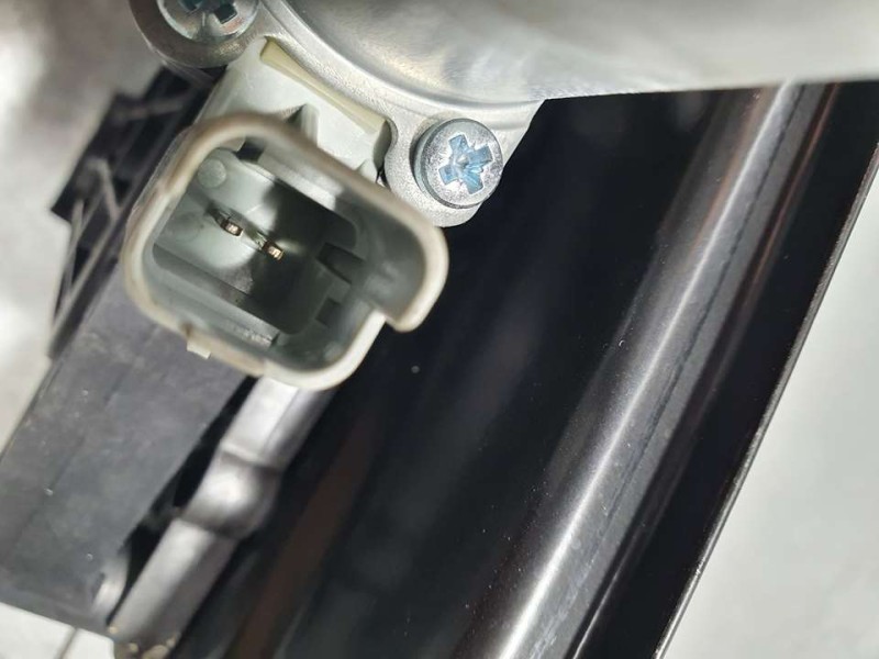 Recambio de elevalunas delantero derecho para renault kadjar experience referencia OEM IAM 807207795R C39780100 ELECTRICO 2 PINE