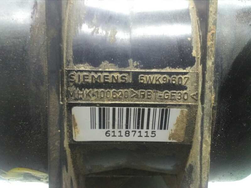 Recambio de caudalimetro para land rover defender (ld) 2.5 td5 referencia OEM IAM MHK100620 5WK9607 SIEMENS