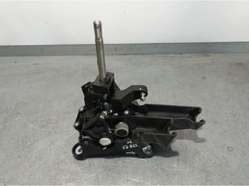 Recambio de palanca cambio para ford focus lim. (cb8) titanium referencia OEM IAM 1719399  