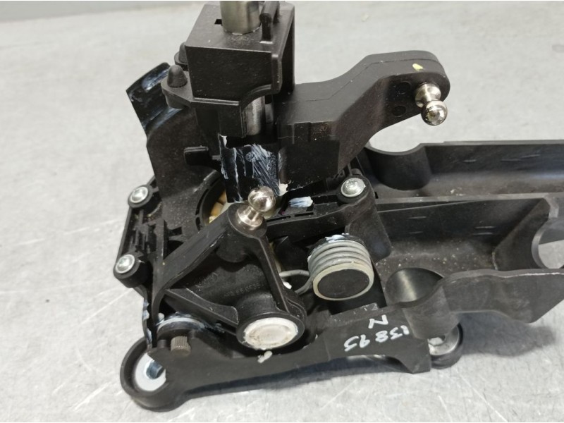 Recambio de palanca cambio para ford focus lim. (cb8) titanium referencia OEM IAM 1719399  