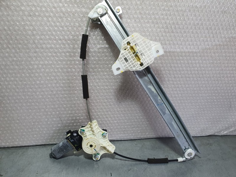 Recambio de elevalunas delantero derecho para hyundai i20 active tecno referencia OEM IAM SIN REF  ELECTRICO 2 PINES