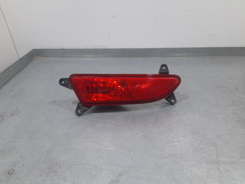 Recambio de piloto trasero derecho paragolpes para kia cee´d drive referencia OEM IAM 00973604 924021H6 MOBIS